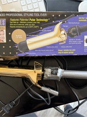 Hot Tools Professional 1.5” Barrel 24K Gold Curling Iron